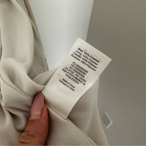 Aritzia Wilfred Beaune Floral Pleated Wrap Dress Size Small Women’s Thin Stripes - Picture 10 of 12